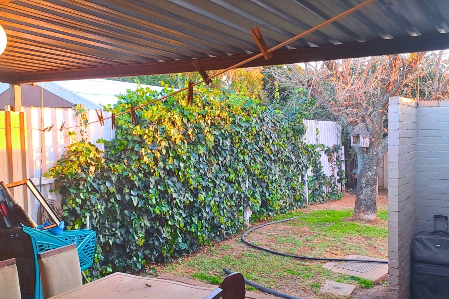 5 Bedroom Property for Sale in Fleurdal Free State